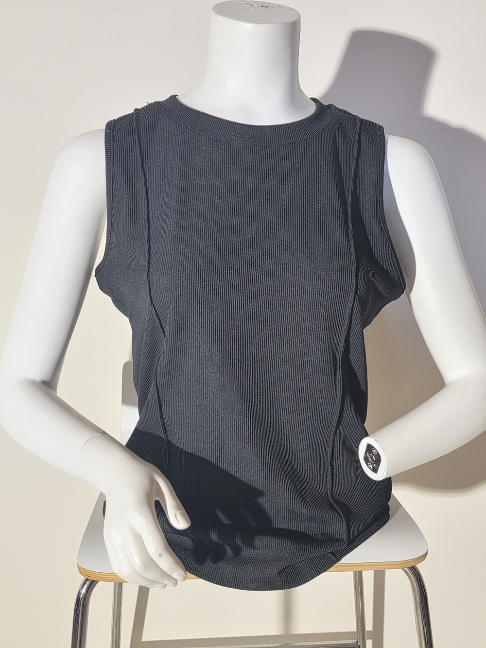 Pretty Garden Sleeveless Ribbed Tank Top - Charcoal (Size L)